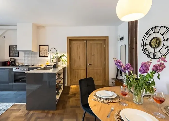Appartement Stunning 2br - Ateneu - Center *