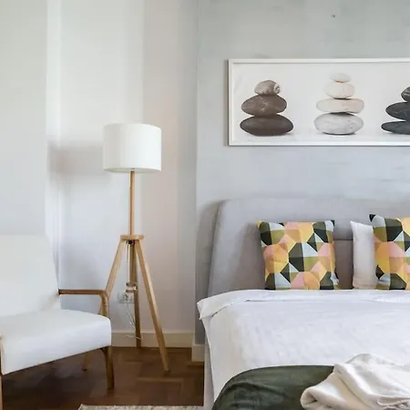 Stunning 2br - Ateneu - Center Apartment Bucharest