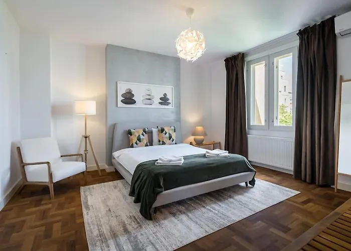 Apartament Stunning 2br - Ateneu - Center