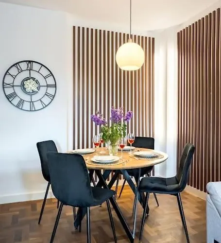 Apartament Stunning 2br - Ateneu - Center Bukareszt