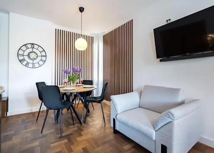 Apartament Stunning 2br - Ateneu - Center Bucureşti