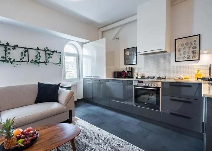 Stunning 2br - Ateneu - Center شقة