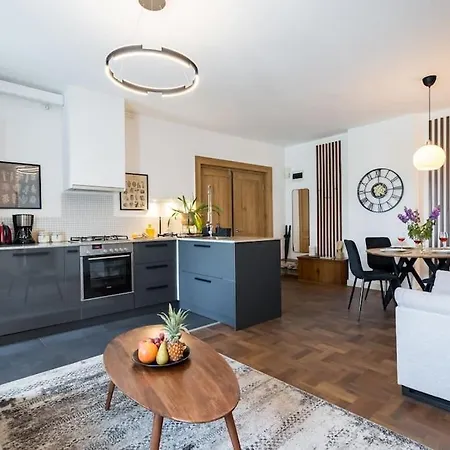 Stunning 2br - Ateneu - Center